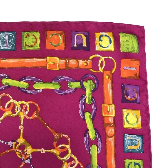 Scarf Sale - Gucci Logo Horse-bit 100% Silk Scarf - Picture 4 of 7